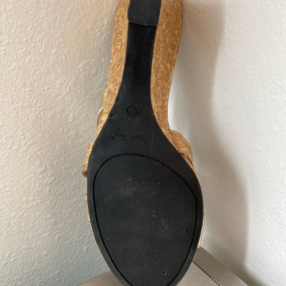 WOMENS CORAL BAY Gold Wedge Sandals - Picture 11 of 15